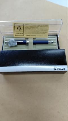 最終お値下げとなります PILOT BTHR-3SL-L 青 多機能ボールペンのサムネイル