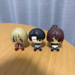 進撃の巨人 ちょこのっこフィギュア3体セットのサムネイル
