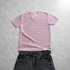 y2k pink border vneck tee grunge cboy - メルカリ