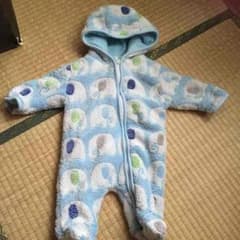 モコモコロンパースのサムネイル