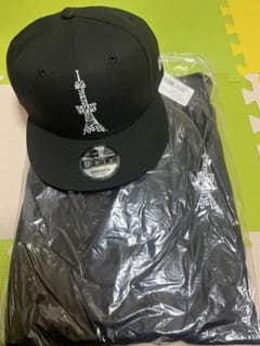 坂本勇人　2000本安打記念　NEW ERA 帽子　パーカーセットのサムネイル