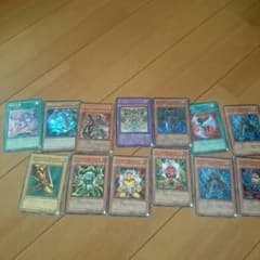 遊戯王 貪欲な壺アルティメット ブルーアイズ HEROセットのサムネイル
