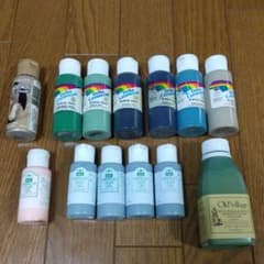 トールペイント　絵の具のサムネイル