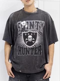 SAINT Mxxxxxx x BOUNTY HUNTER Tシャツ