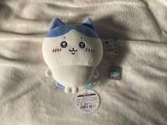 ちいかわ　ハチワレ　ぬいぐるみのサムネイル