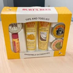 alohappy S 様専用 : 箱なしBURTS BEES ケアセットのサムネイル