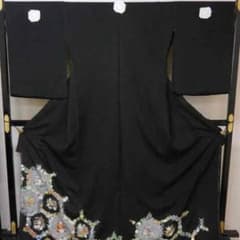 黒留袖☆仮絵羽のサムネイル