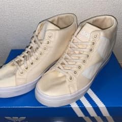 adidas COURTVANTAGE HEELのサムネイル