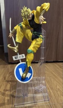 조조의 기묘한 모험 DIO 피규어