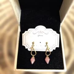 美品！✨ TAKE-UP✨K18 ピンク色 珊瑚ピアス✨ - メルカリ