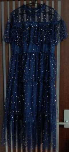 こに様専用【美品】ネイビー 星柄 フリル袖 ドレスのサムネイル