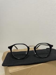 伊達メガネ ブラック カバー付のサムネイル