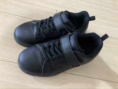 瞬足　黒スニーカー　20cmのサムネイル