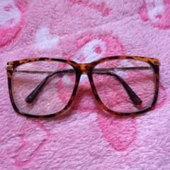 だてめがねのサムネイル