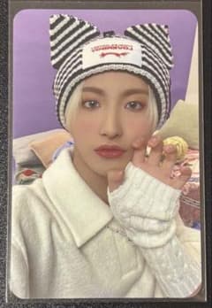 ATEEZ アチズ ソンファ トレカ SNOWMAN FACTORY MD - メルカリ