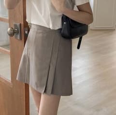hn short pleats skirtのサムネイル
