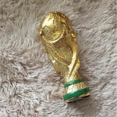 ワールドカップ レプリカ トロフィーのサムネイル