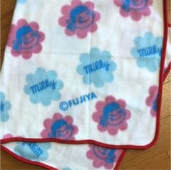 ペコちゃんひざ掛けのサムネイル