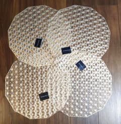 チルウィッチ カレイドスコープ4枚セット ガンメタル ランチョンマット 新品チルウィッチ カレイドスコープ ピンクゴールド ランチョンマット4