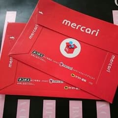 メルカリ  赤の封筒  2枚のサムネイル