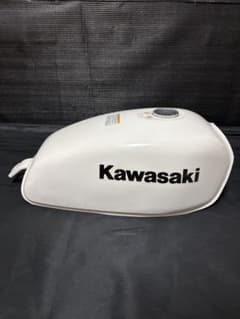 美品）Kawasaki 250TR 純正タンク キャブ車 純正カラー - メルカリ