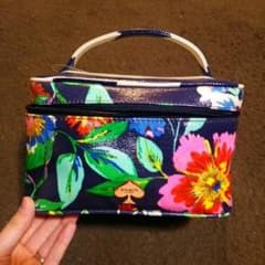 kate spade ポーチのサムネイル