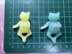 推しカラー2匹セットカエルのわらび餅感触スクイーズのサムネイル