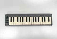 M-AUDIO Keystation Mini 32 MIDIキーボードのサムネイル