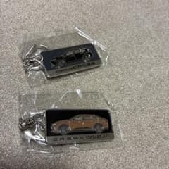 トヨタ カローラクロス クラウンクロスオーバー キーホルダー 2点セットのサムネイル