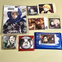 R*読様 【580⬆】鬼滅の刃 まとめ売り アクスタ 缶バッジ ブロマイド コー 鬼滅の刃 アクリルスタンド 缶バッジ ブロマイド まとめ売り 竈門炭