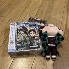 鬼滅の刃ジグソーパズルandぬいぐるみ 3点セットのサムネイル