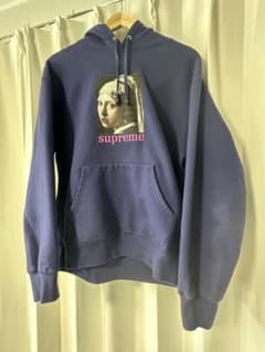 ぴ*こ様 supreme フェルメール フード付きパーカーのサムネイル