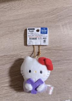 サンリオ　もちもちパンダ　イニシャルキーホルダー　キティ　Yのサムネイル