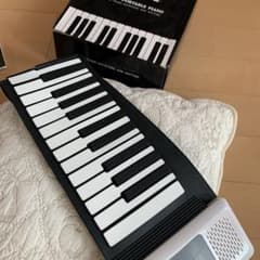 ほぼ未使用！ロールピアノのサムネイル