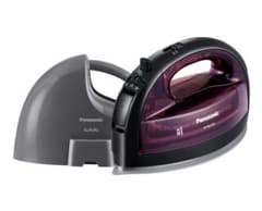 未使用品】Panasonic コードレススチームアイロン NI-WL405-P - メルカリ