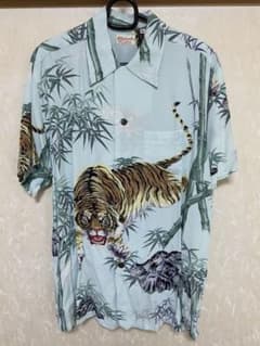 サンサーフ　アロハシャツ 虎　＊穴あり＊のサムネイル