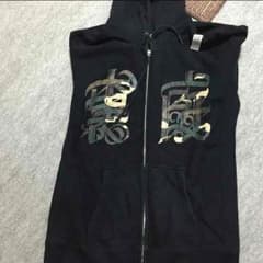 激レア 裏庭ZIPパーカー 2012verのサムネイル