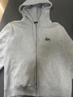 Stussy グレー フルジップパーカー Mサイズ 値下げ不可 Stussy グレー フルジップパーカー M - メルカリ