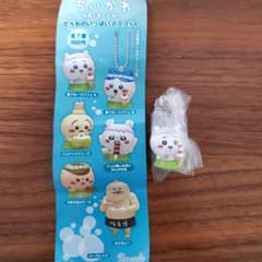 映画ちいかわ 人魚の島のひみつ たべものいっぱいマスコット　ちいかわのサムネイル