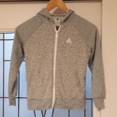 adidas　アディダス　パーカーのサムネイル
