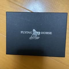 【名刺入れ】コードバン　FLYING HORSE 二つ折り　ブラックのサムネイル