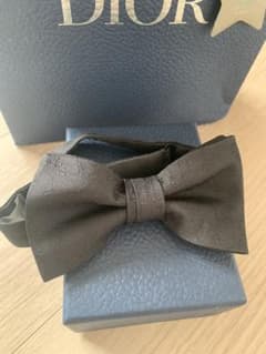 新品 未使用 Dior ディオール ボウタイ 蝶ネクタイ ネイビー - メルカリ
