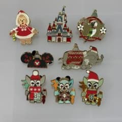 Disney キャラクター クリスマス 限定ピンバッジ ディズニー クリスマスピンバッジ 8点セット - メルカリ