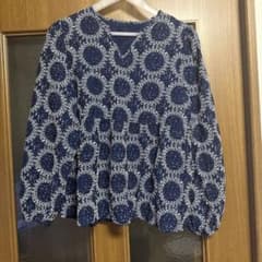 ネイビー サークル柄 刺繍ブラウス Mのサムネイル