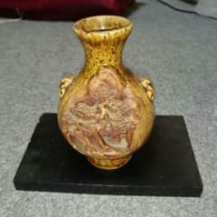 古い花瓶(骨董)のサムネイル