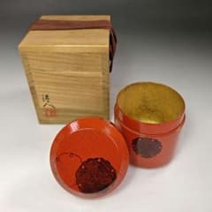 茶道具　輪島塗　小崎清人作　神代杉　棗　共箱　V　9268 イ616 棗『小崎清人作』『朱塗 内金 棗 共箱 』茶入 茶器 茶道具