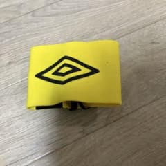 UMBRO アンブロ キャプテンマーク イエローのサムネイル
