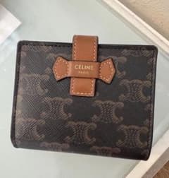 J*フ様 CELINE 三つ折り財布 ブラウン/ブラックのサムネイル