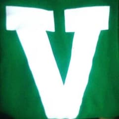 V パーカーのサムネイル