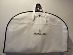 MONCLER ガーメントバッグ ガーメントケース - メルカリ